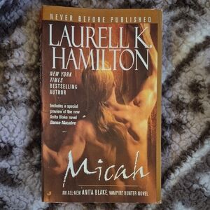 Laurell K. Hamilton 'Micah' Book